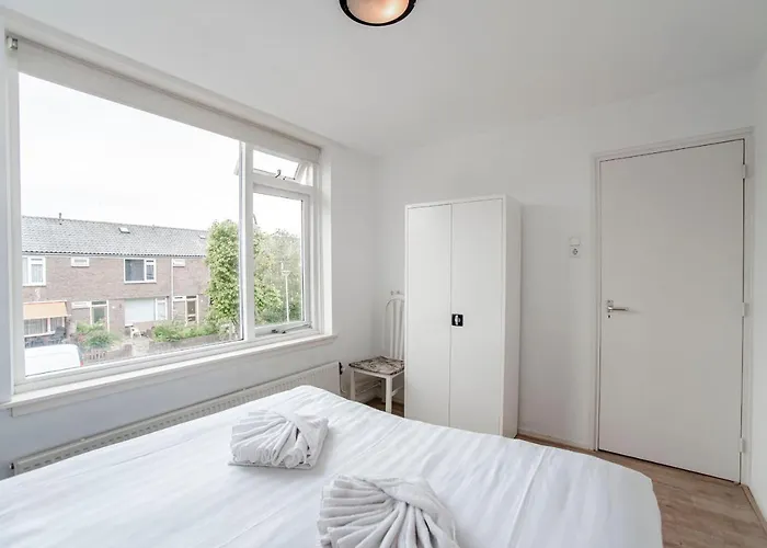 Family Michelle 펜션 잔드보르트